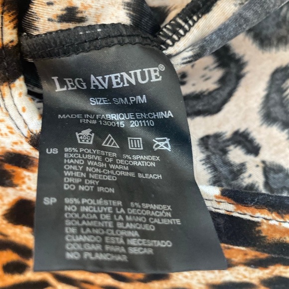 Leg Avenue Leopard Print Catsuit, Tail and accessories - Picture 5 of 7